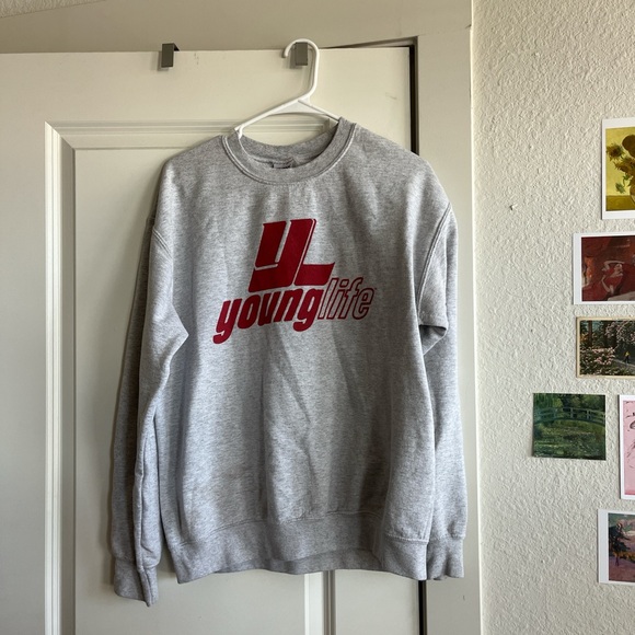 Gildan Sweaters - Medium Vintage YoungLife Sweatshirt